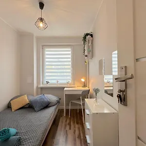 https://sensational-room.gdanskhotel.org