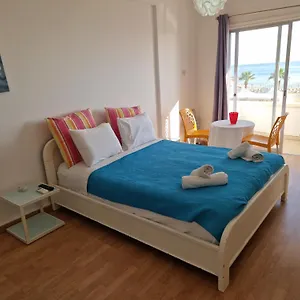 https://kolonaki-seaview-apartments.protaras-cy-hotels.com